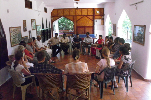 Workshop-Discussion-Umweltschutz-mit-Universitätsstudenten